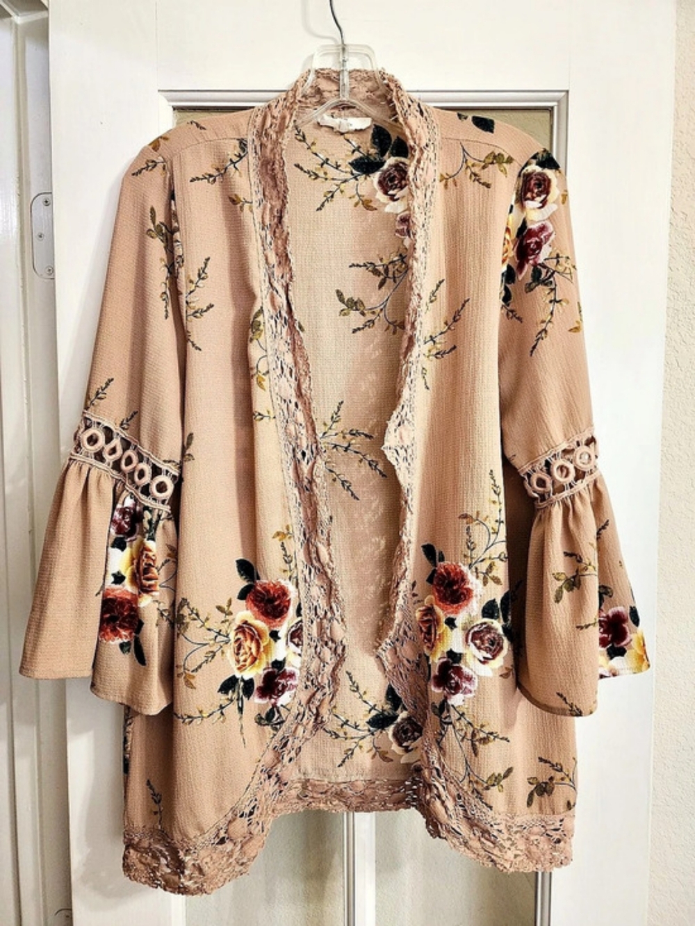 Entro Floral Crochet Lace Bell Sleeve Kimono Cardigan Size S